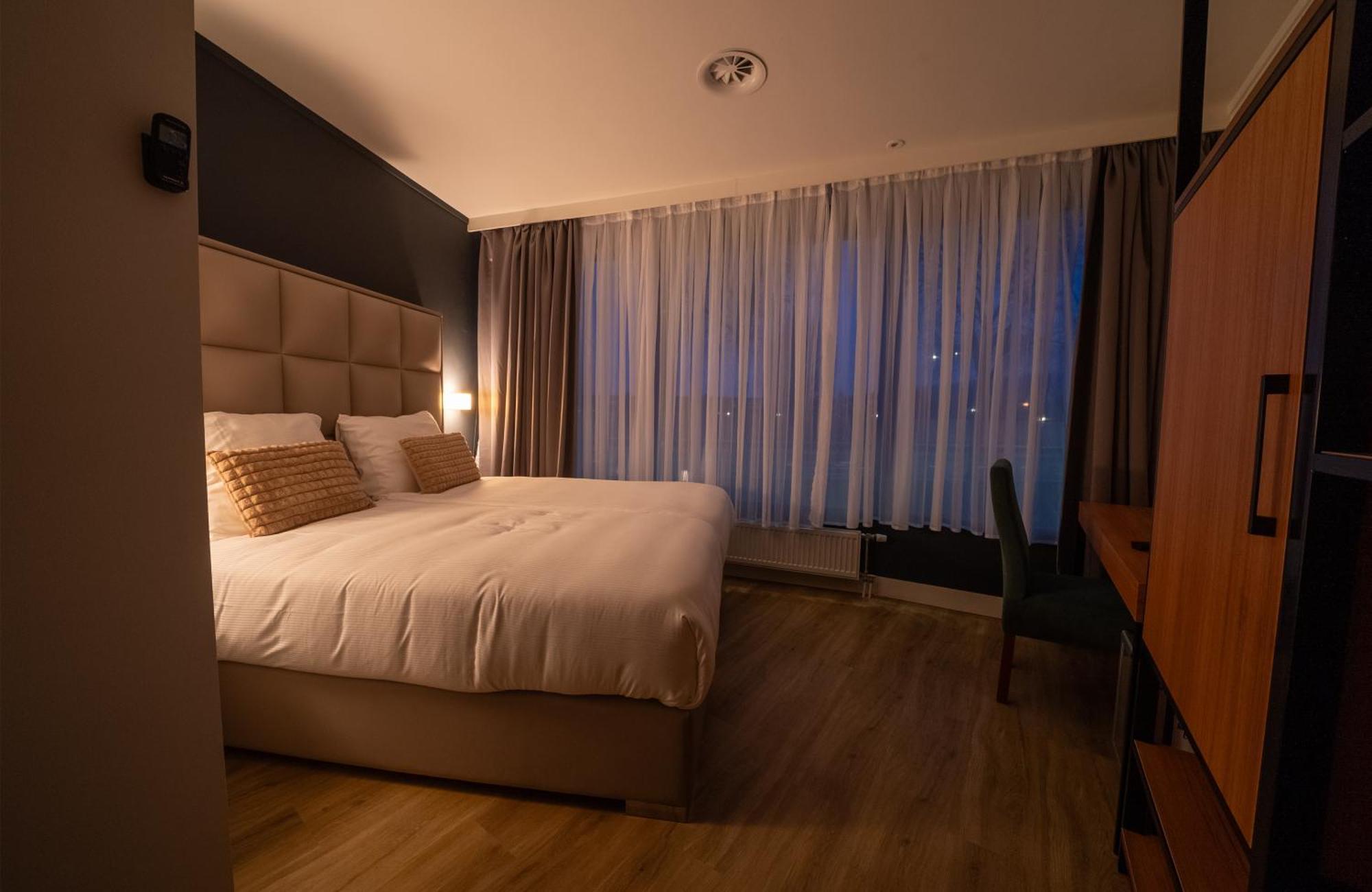 Ma Airport Hotel 霍夫多普 外观 照片
